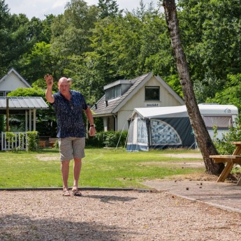 50 plus camping veluwe jeu de boules