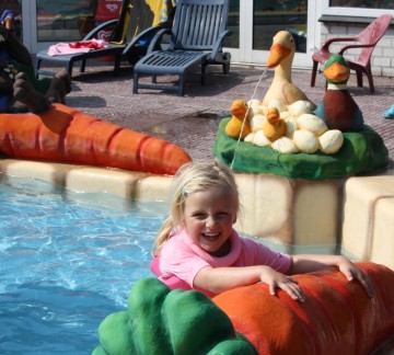 Kinderbecken draußen