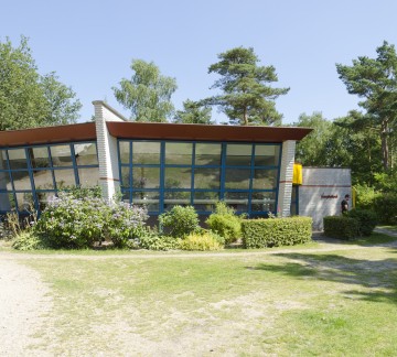 Sanitairgebouw 01