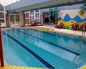 vakantiepark camping met zwembad in ermelo haeghehorst